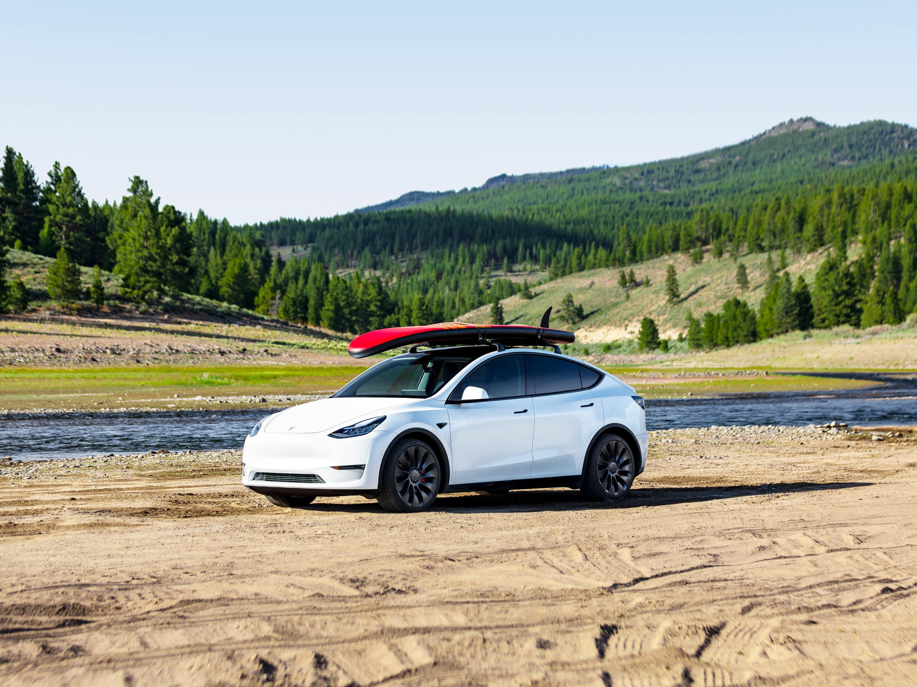 Tesla Model Y Tesla Model Y